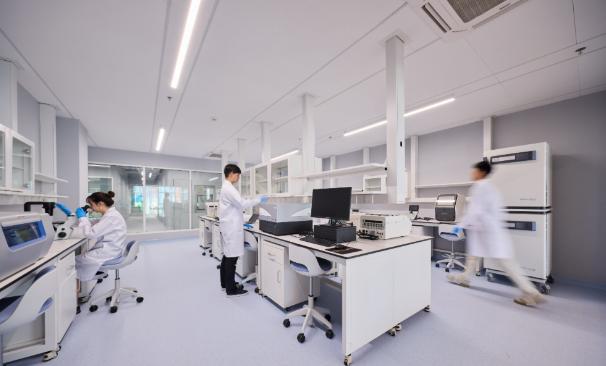 上海全球创新医疗器械展览培训中心揭牌仪式举行